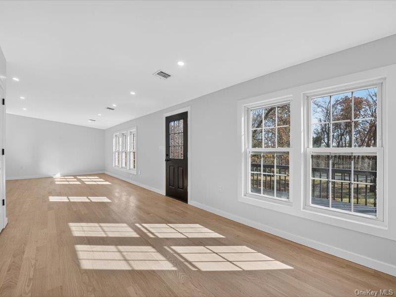 176 Old State Route 28