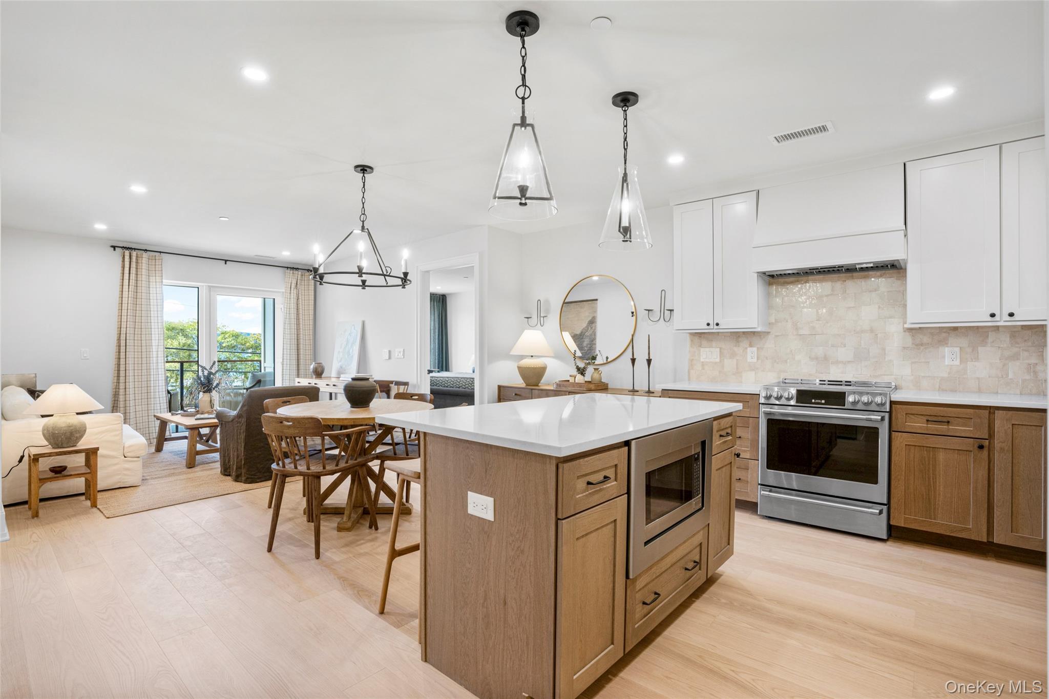 25 S Riverside Avenue 104