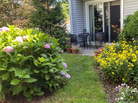 Condo For Sale - 208 Harris Road #EA6<br/> Bedford Hills, NY 10507