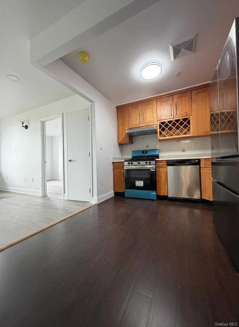 311 Saint Nicholas Avenue 3B