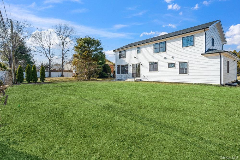 7 Chemung Place, Jericho, New York image 46