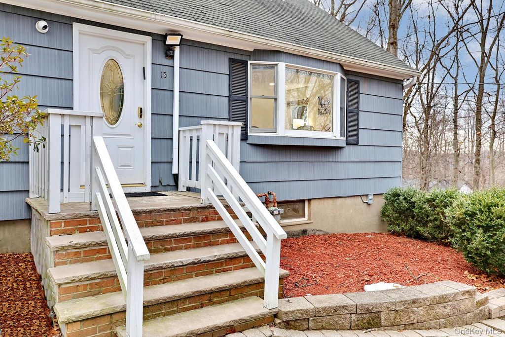 Photo of 15 Woodland Place, Airmont, NY 10952 (MLS # 951279)