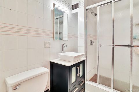 Tiny photo for 5 Deerfield Lane, Mamaroneck, NY 10543 (MLS # H6327352)