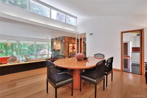 Tiny photo for 5 Deerfield Lane, Mamaroneck, NY 10543 (MLS # H6327352)