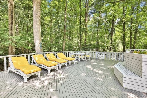 Tiny photo for 5 Deerfield Lane, Mamaroneck, NY 10543 (MLS # H6327352)