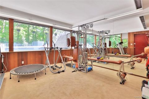 Tiny photo for 5 Deerfield Lane, Mamaroneck, NY 10543 (MLS # H6327352)