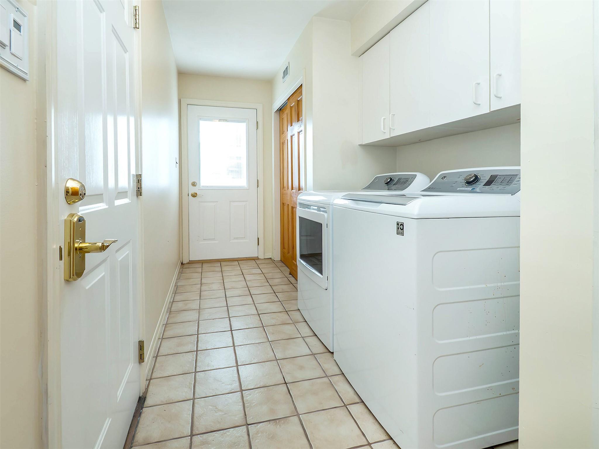 386A Glen Cove Avenue, Glen Head, New York image 25