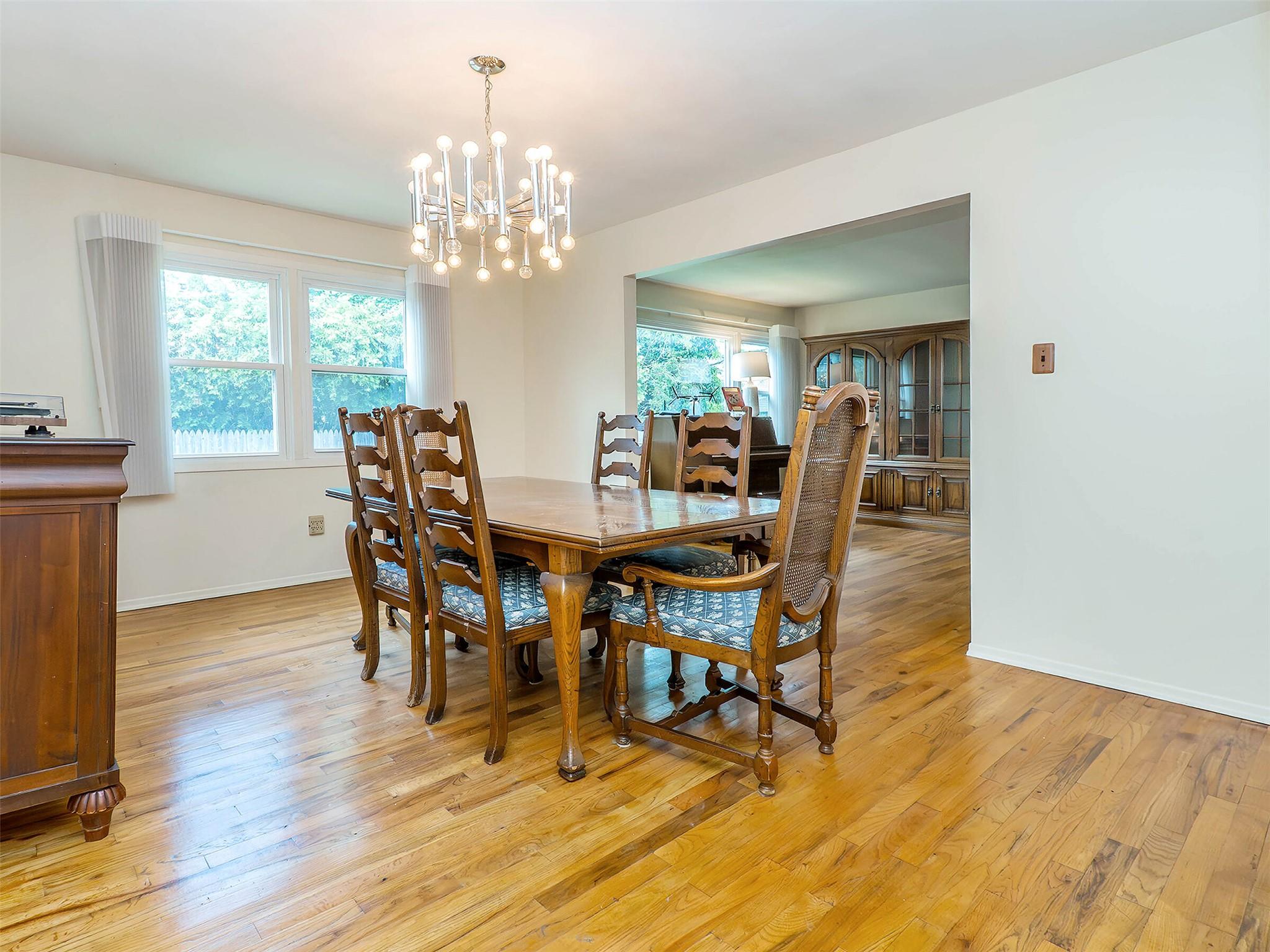 386A Glen Cove Avenue, Glen Head, New York image 14