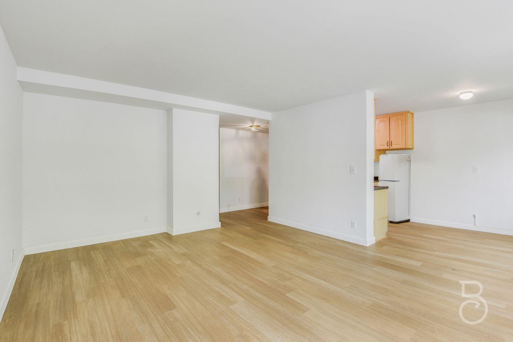 33-68 21st Street #2D, Astoria, New York image 3