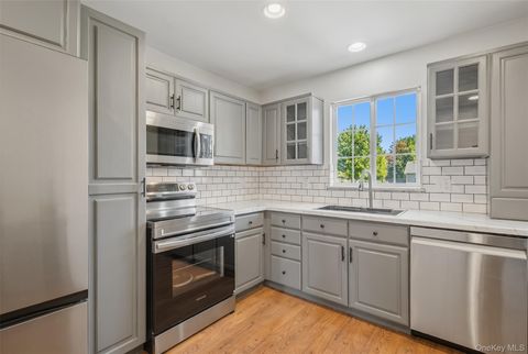 302 Ashbury Way Brewster NY 10509