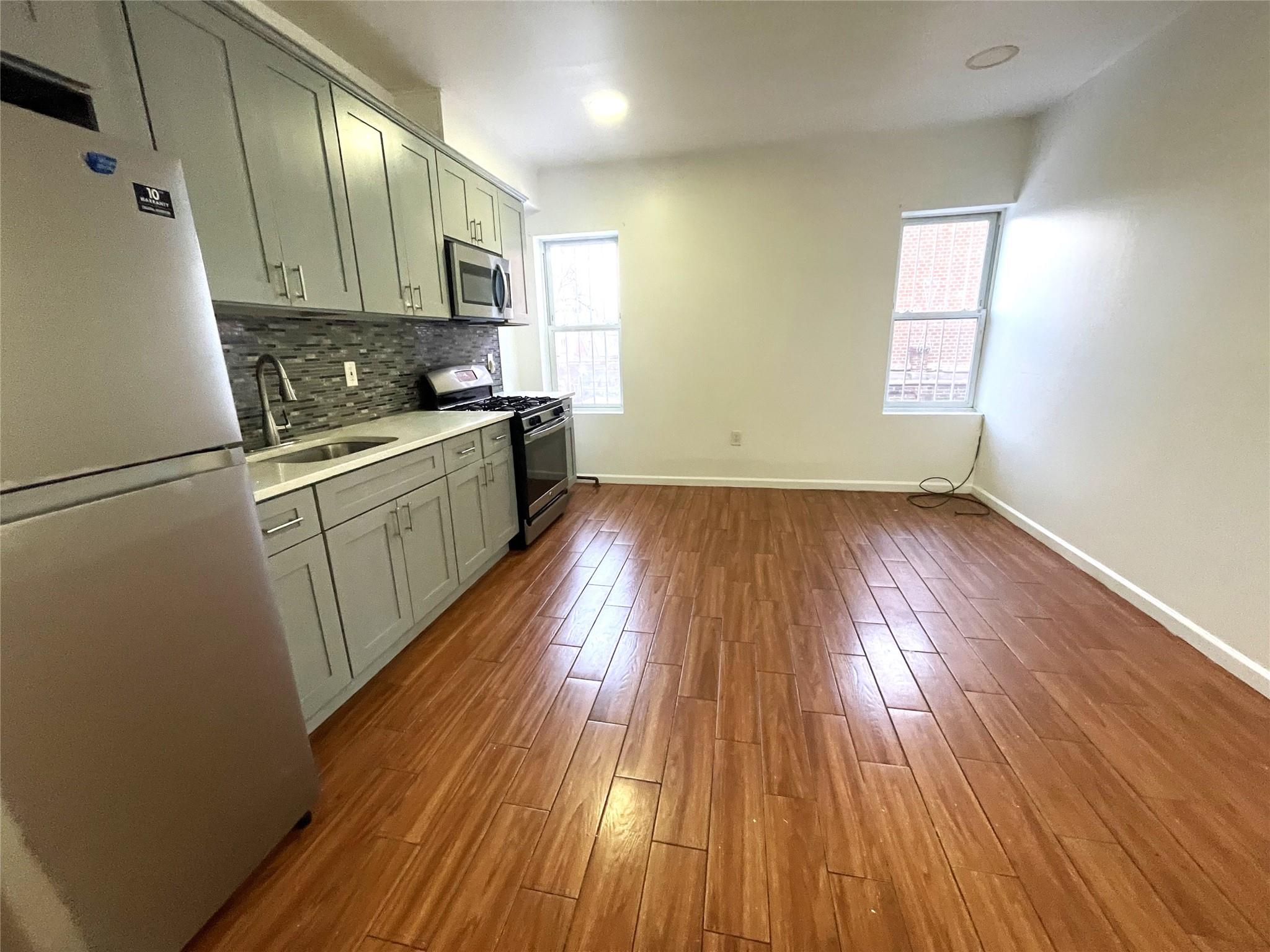 Rental Property at 104th Street 2nd Fl, Corona, Queens, NY - Bedrooms: 3 
Bathrooms: 1  - $3,500 MO.