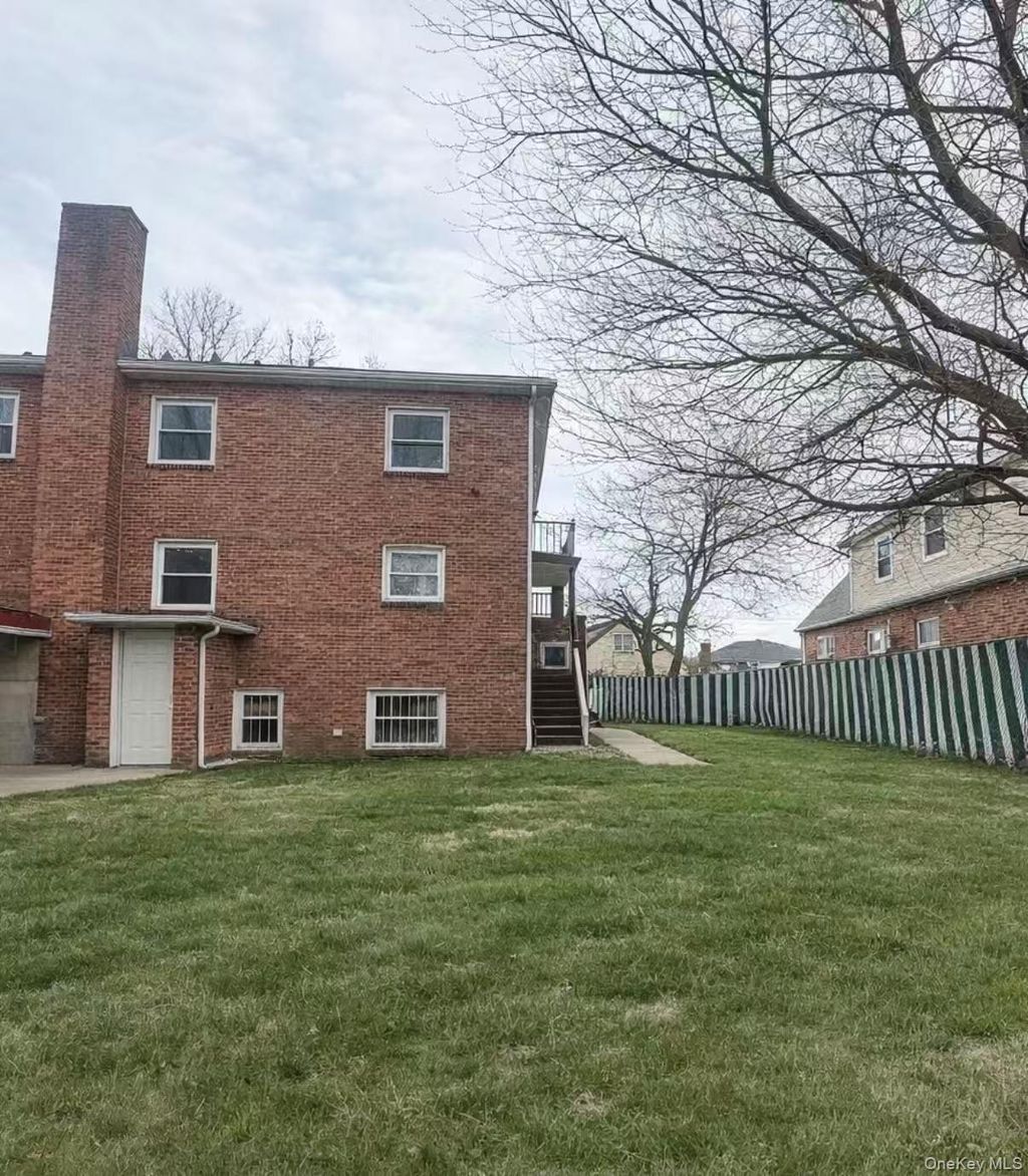 Photo of 150-43 21st Avenue, Whitestone, NY 11357 (MLS # 984911)