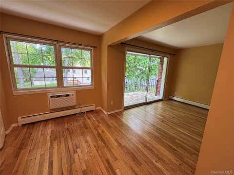Condo For Rent - 1 Colonial Road #127<br/> Beacon, NY 12508