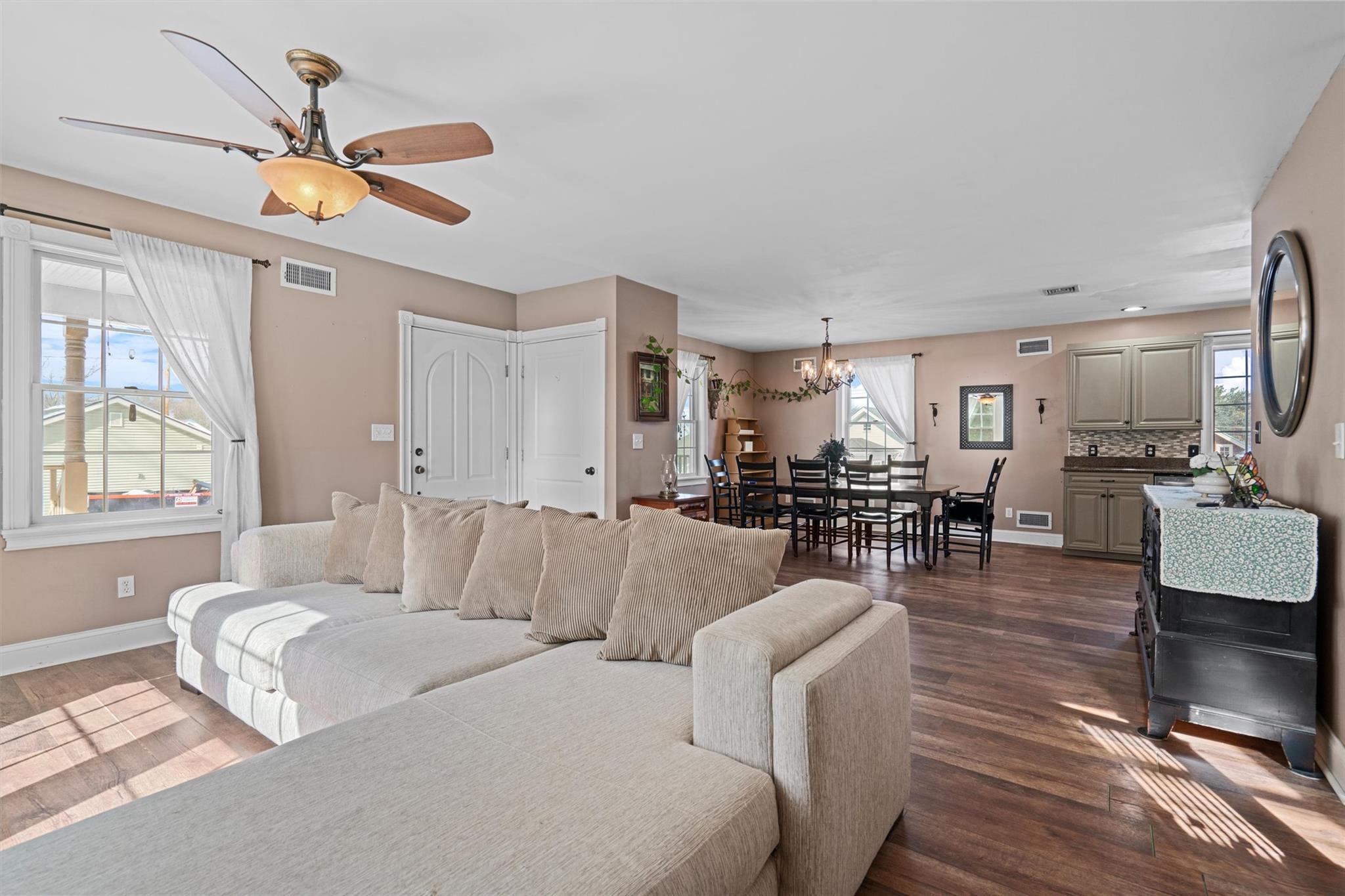 203 Highland Avenue, Middletown, New York image 27