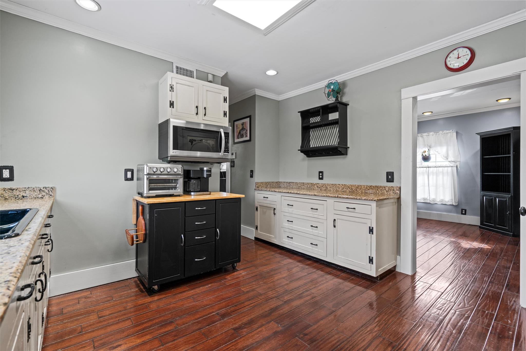 203 Highland Avenue, Middletown, New York image 11