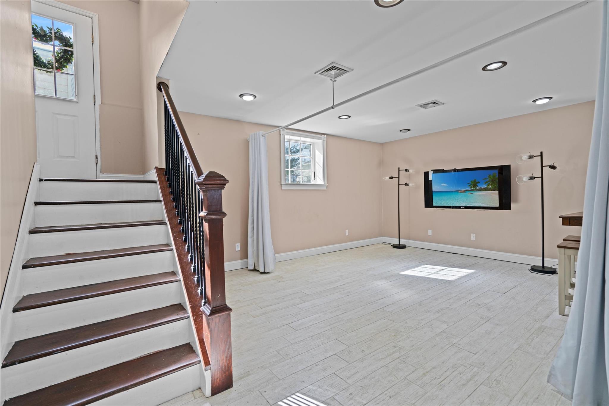203 Highland Avenue, Middletown, New York image 34