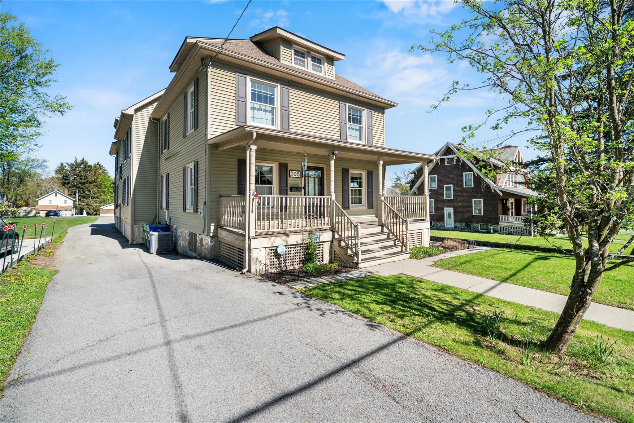 203 Highland Avenue, Middletown, New York image 3