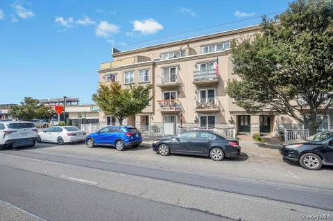 Condo For Sale - 10314 Rockaway Beach Boulevard #2B<br/> Rockaway Park, NY 11694