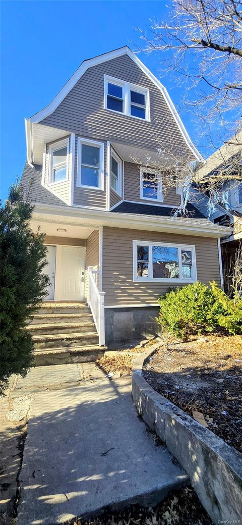 Photo of 452 S 1st Avenue #2, Mount Vernon, NY 10550 (MLS # 989576)