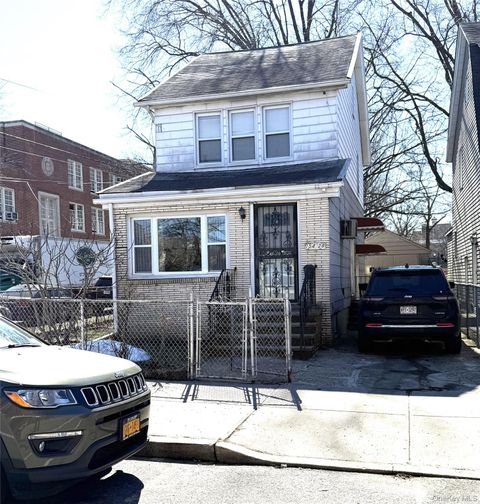 Condo For Sale - 154-28 65th Avenue<br/> Flushing, NY 11367