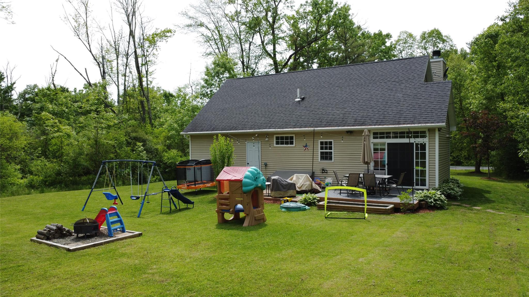 916 Sleepy Hollow Road, Athens, New York image 17