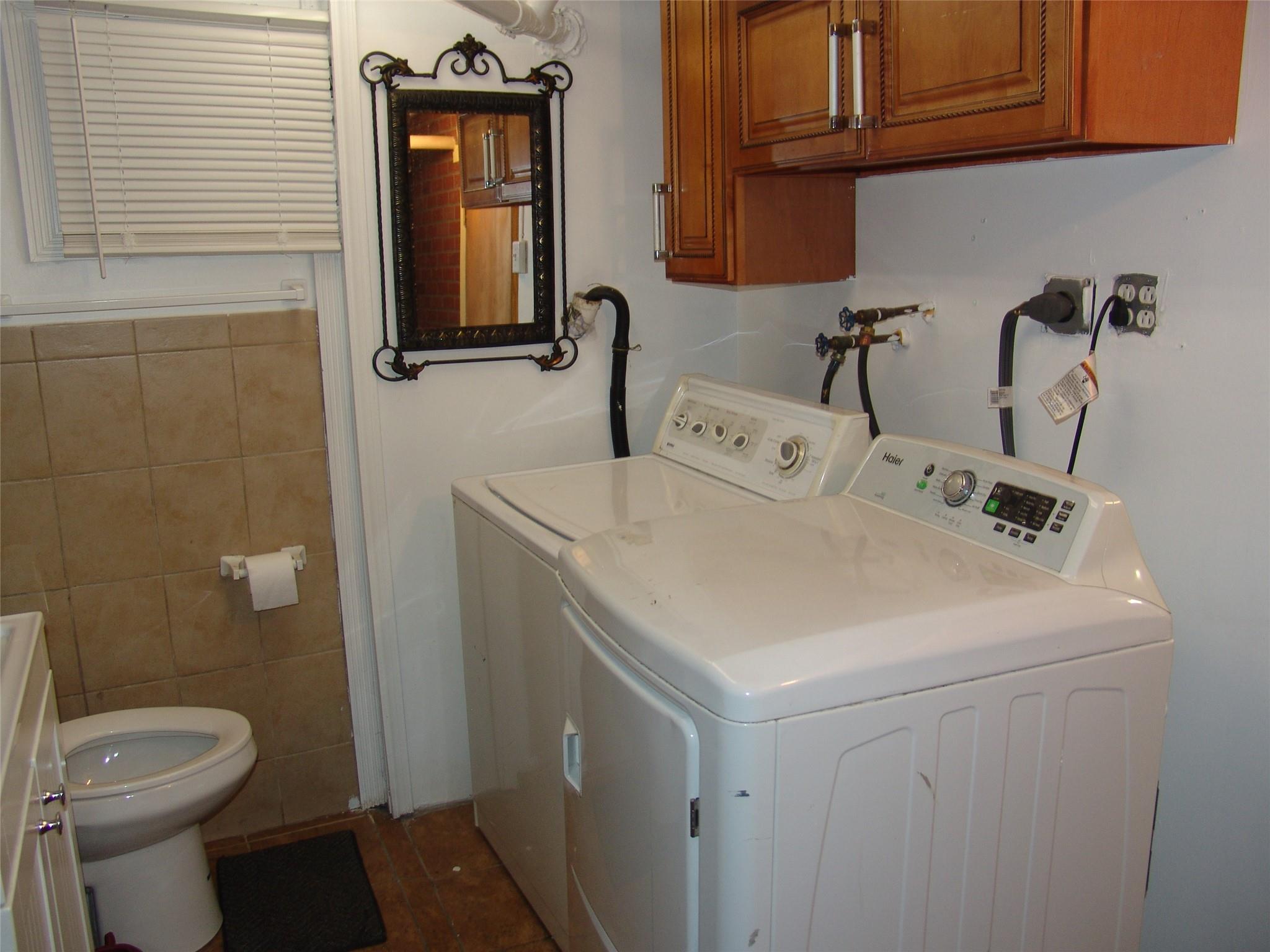 8405 102nd Street, Richmond Hill, New York image 38