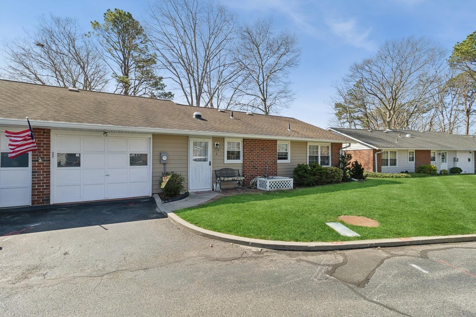 114 Exmore Court #A, Ridge, New York image 1