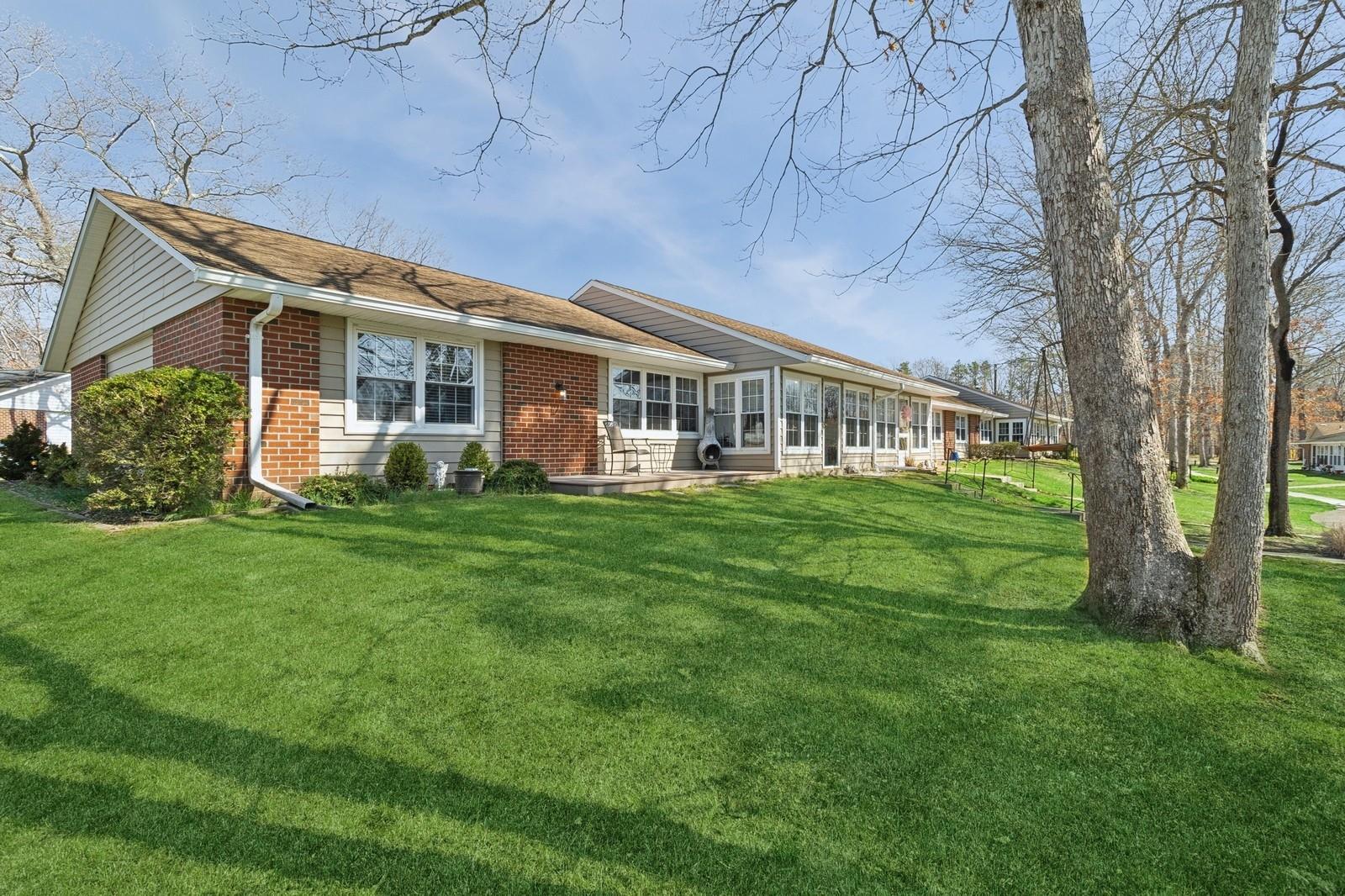 114 Exmore Court #A, Ridge, New York image 27