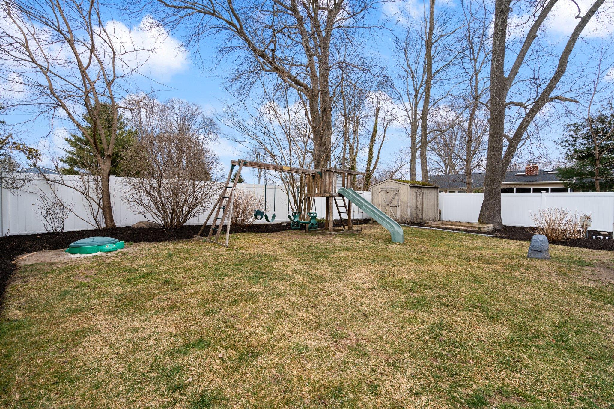 20 Hemlock Drive, Miller Place, New York image 36