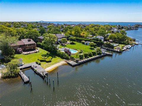 Homes For Sale - 164 W Islip Road<br/> Suffolk County, West Islip, NY 11795