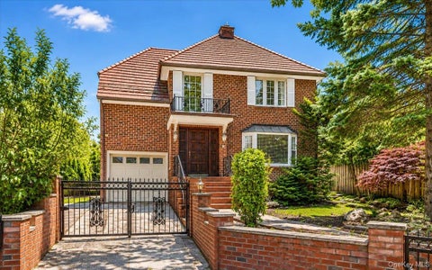 Photo of 152 Whitson Street, Forest Hills, NY 11375 (MLS # 1016413)
