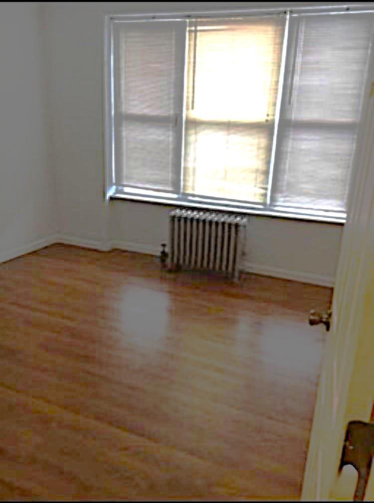 100-04 Spruce Street