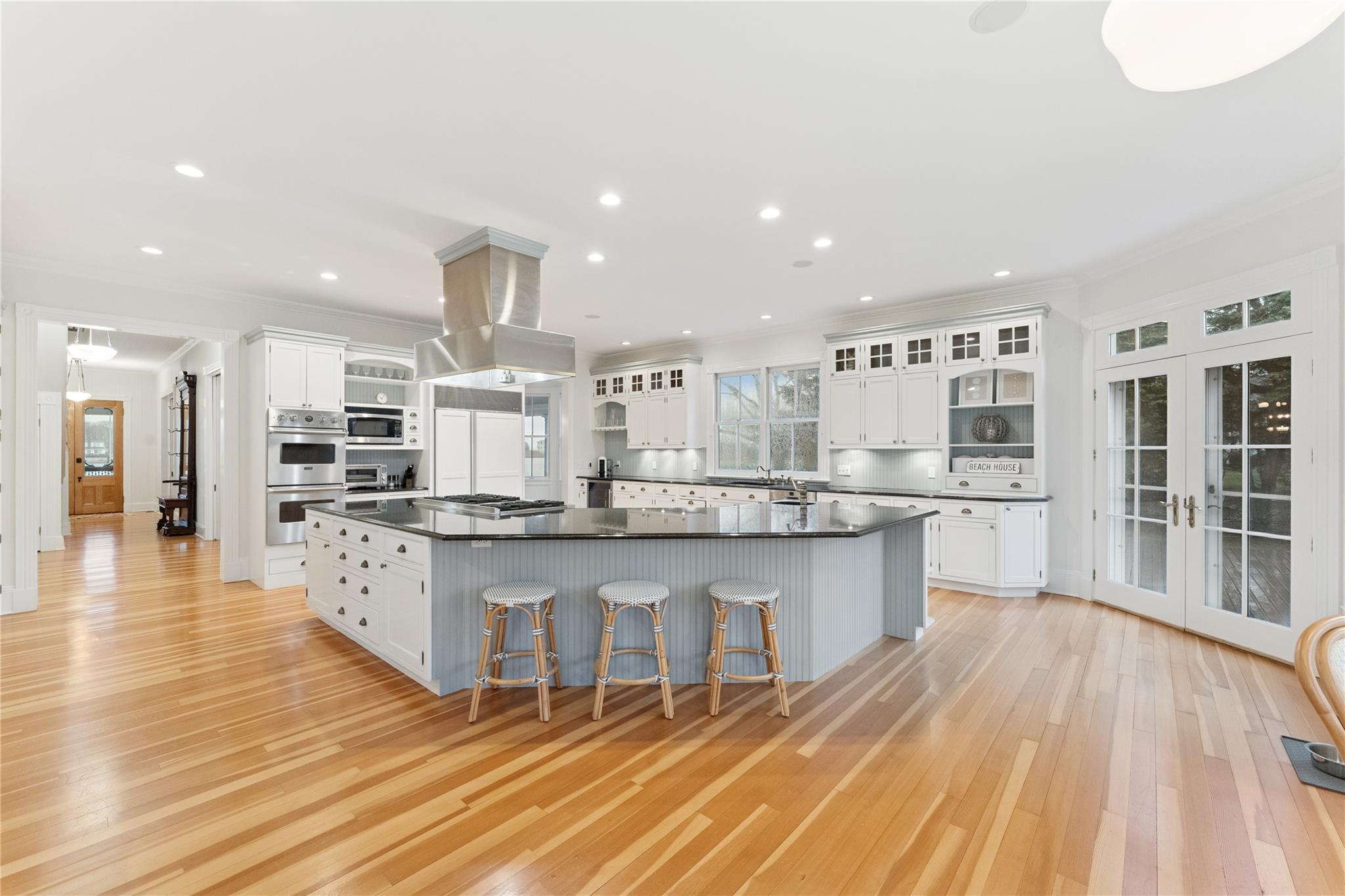 127 Senix Avenue, Center Moriches, New York image 9