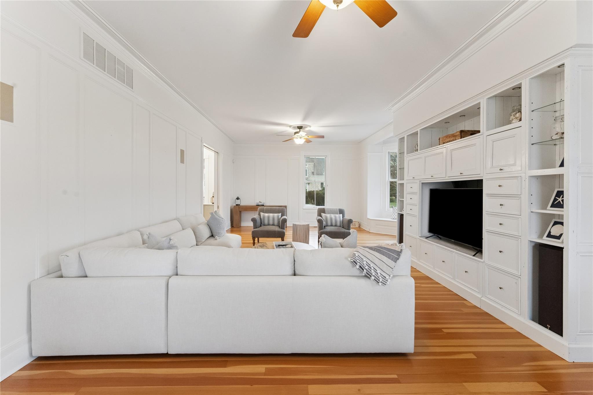 127 Senix Avenue, Center Moriches, New York image 6