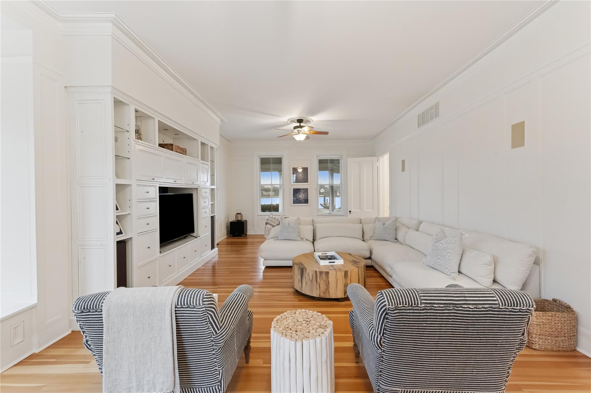 127 Senix Avenue, Center Moriches, New York image 5