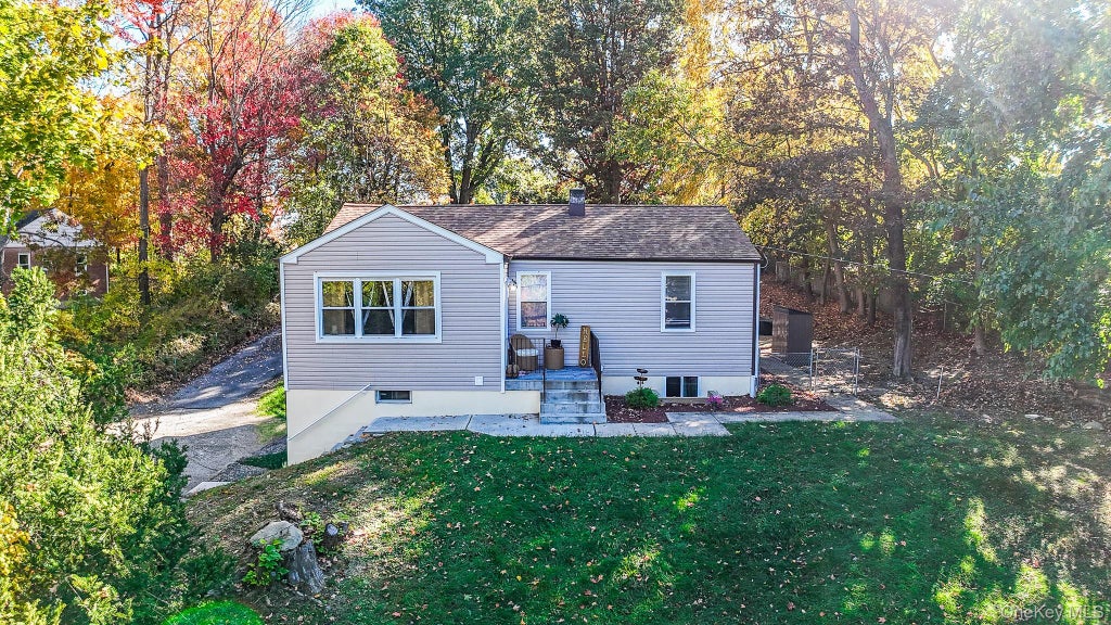 Photo of 636 Gidney Avenue, Balmville, NY 12550 (MLS # 1066372)