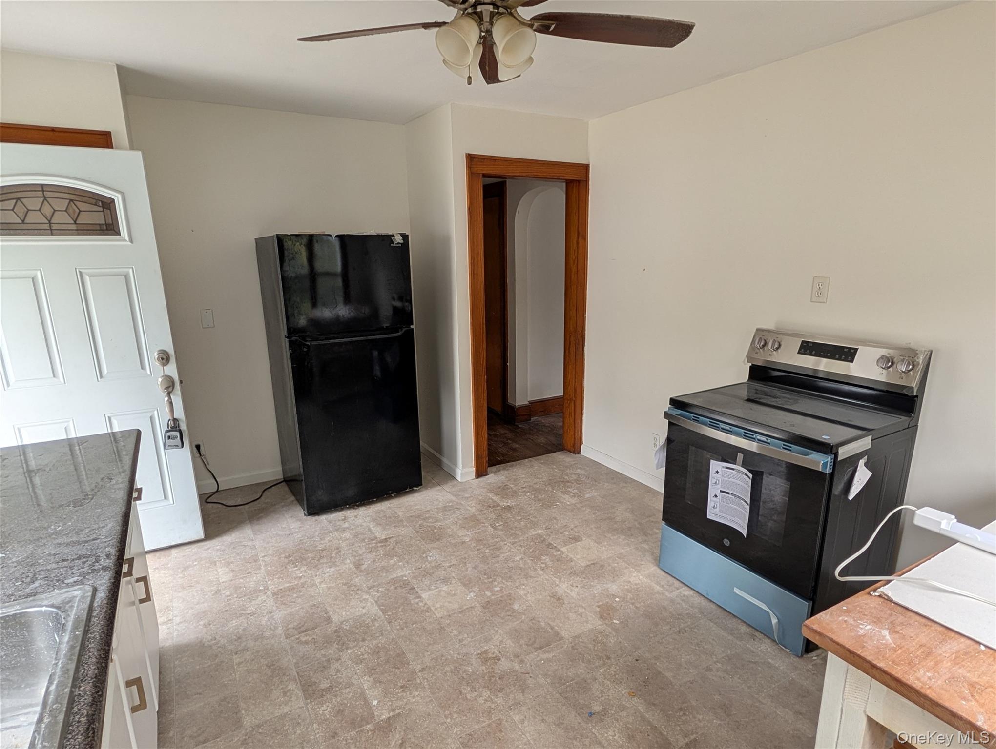 106 Depuyster Avenue