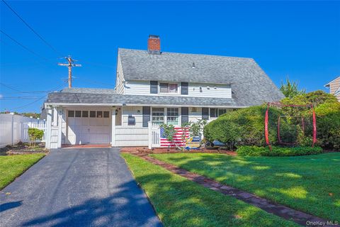 80 Cypress Lane E Westbury NY 11590