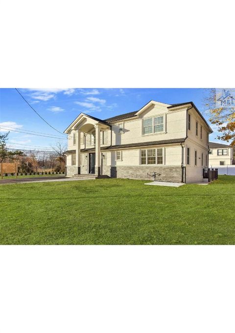 74 Walter Avenue Hicksville NY 11801