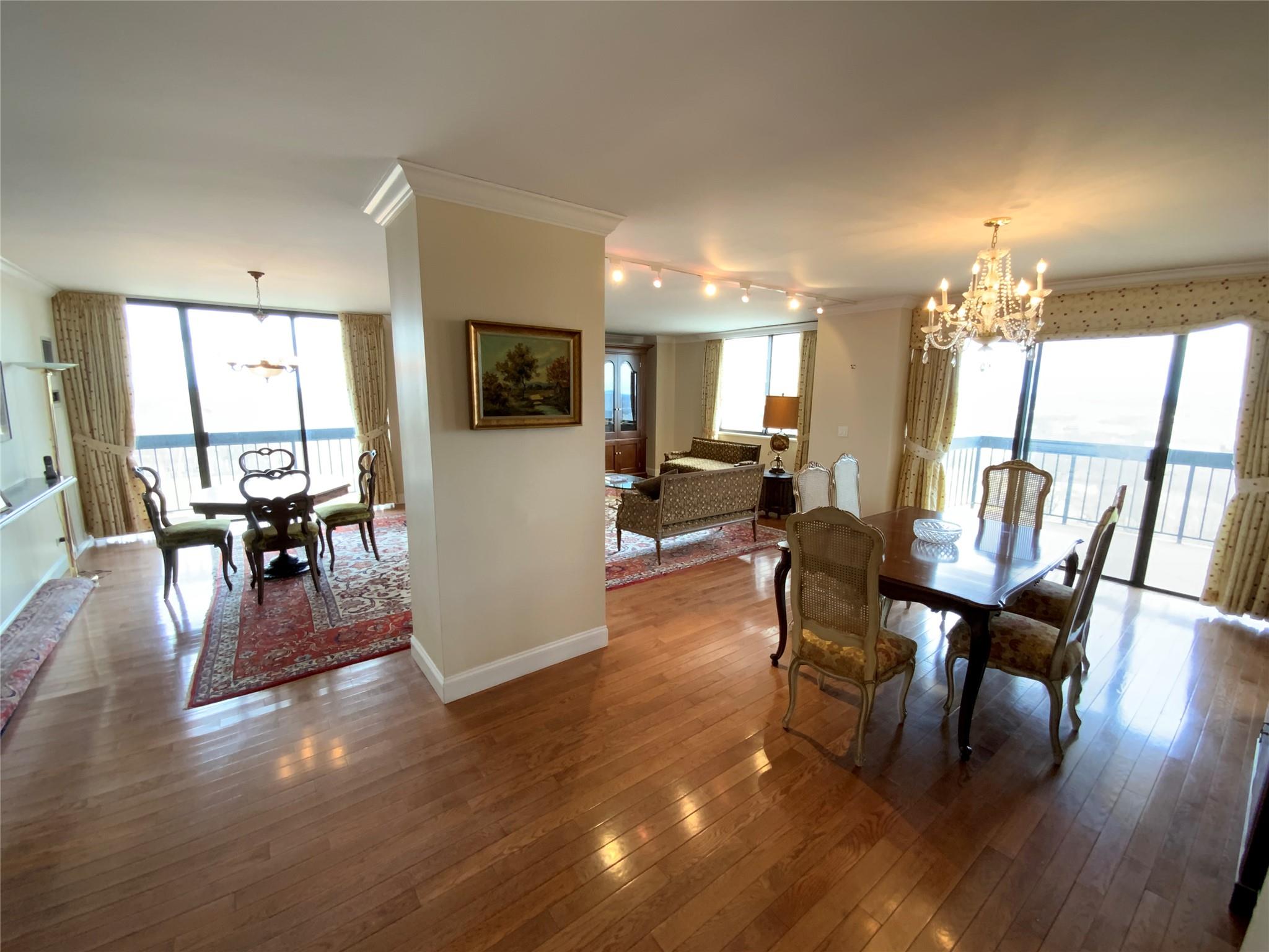 27010 Grand Central Parkway Pkwy #14E, Floral Park, New York image 2