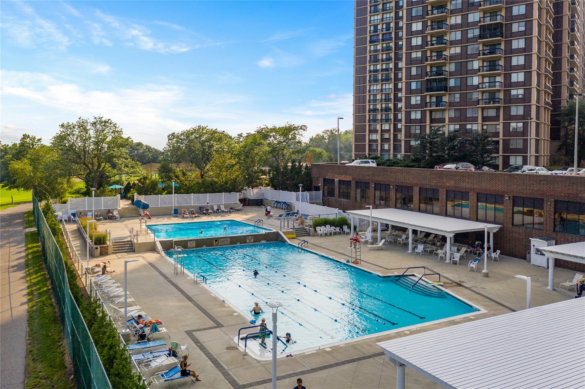 27010 Grand Central Parkway Pkwy #14E, Floral Park, New York image 20