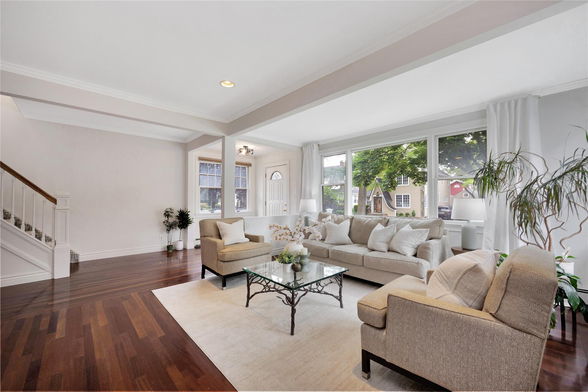 44 Geranium Avenue, Floral Park, New York image 14