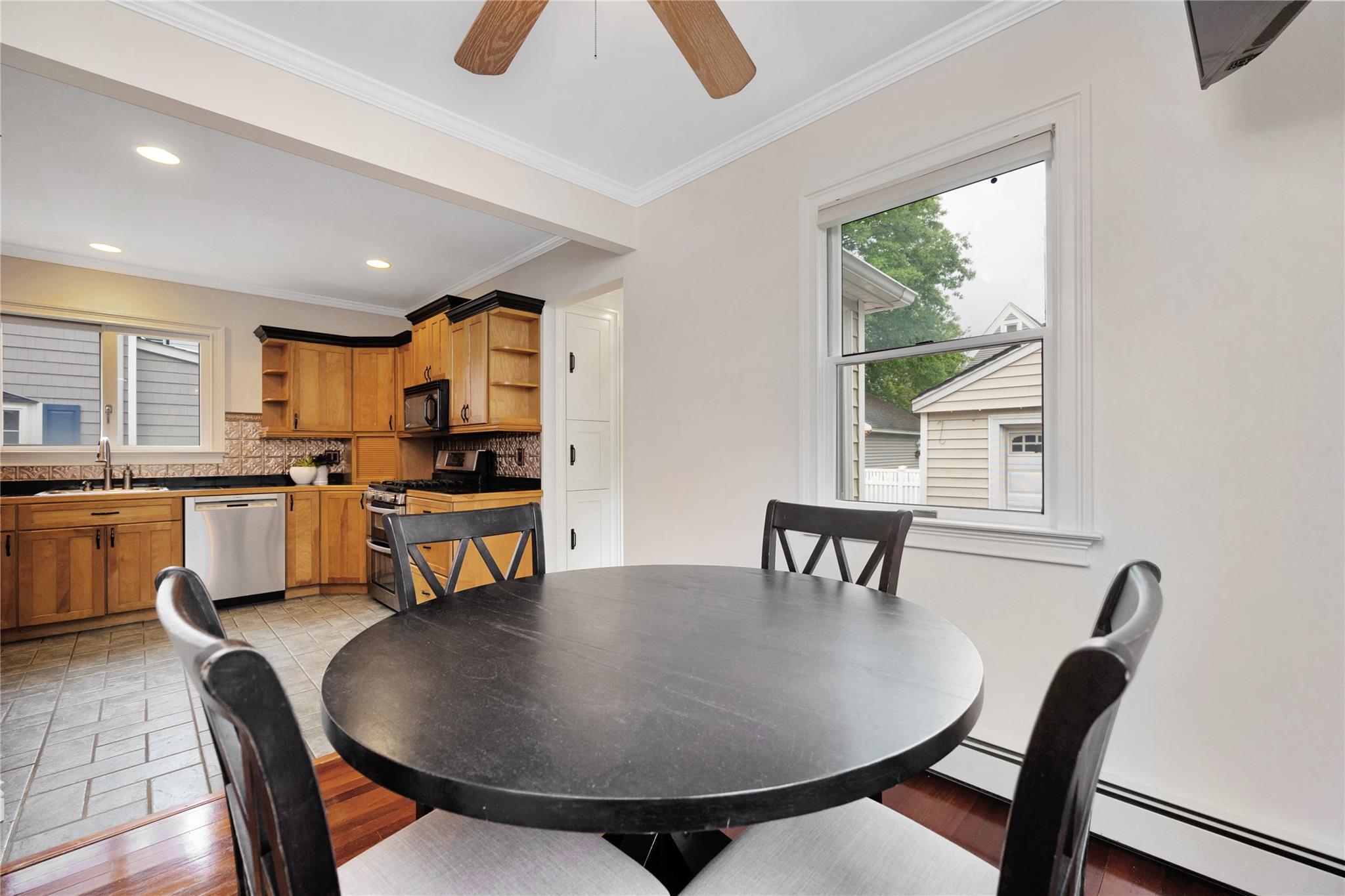 44 Geranium Avenue, Floral Park, New York image 23
