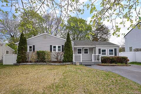 Homes For Rent - 52 Huron Street<br/> Port Jefferson Station, NY 11776