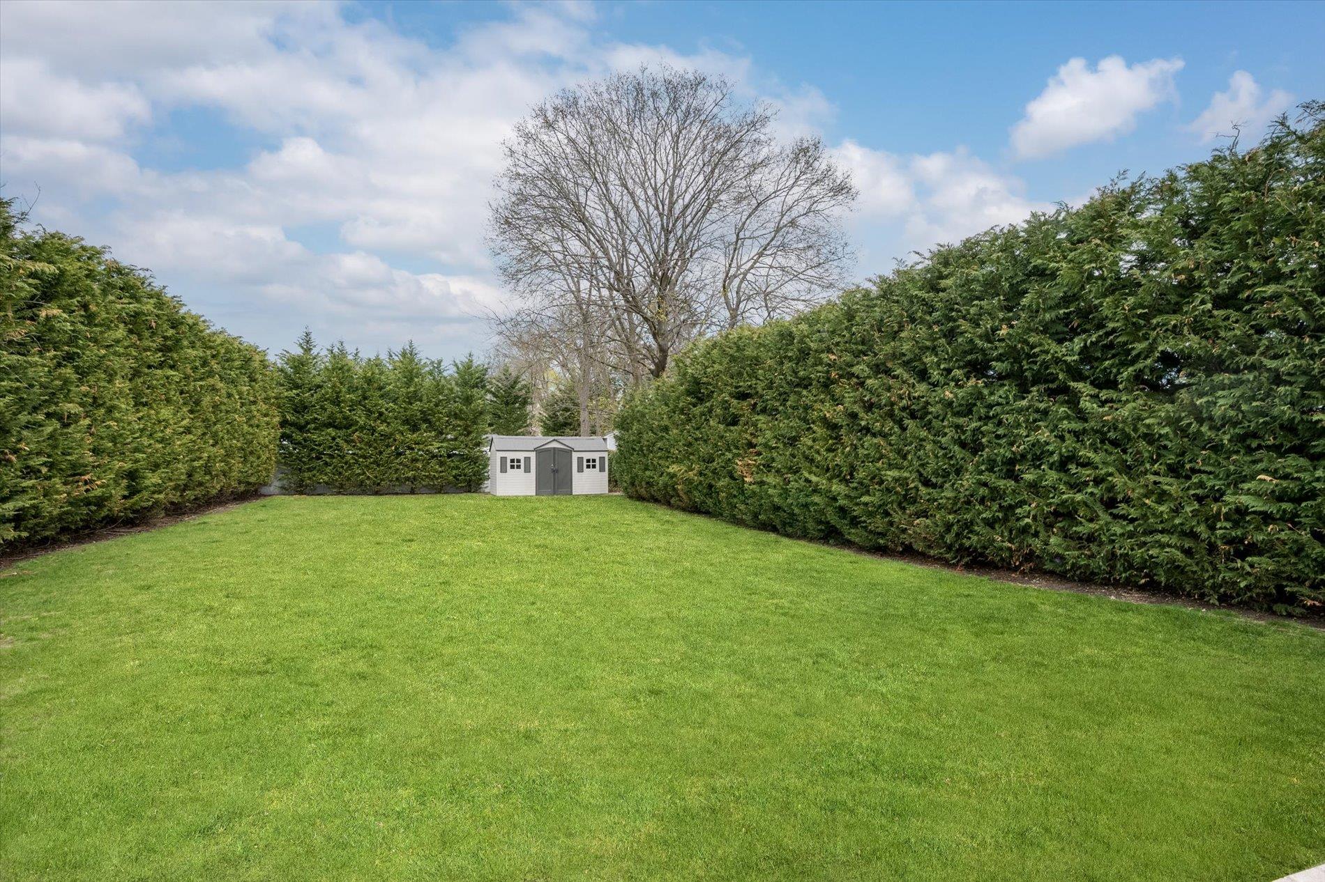 491 Secatogue Avenue, Farmingdale, New York image 32