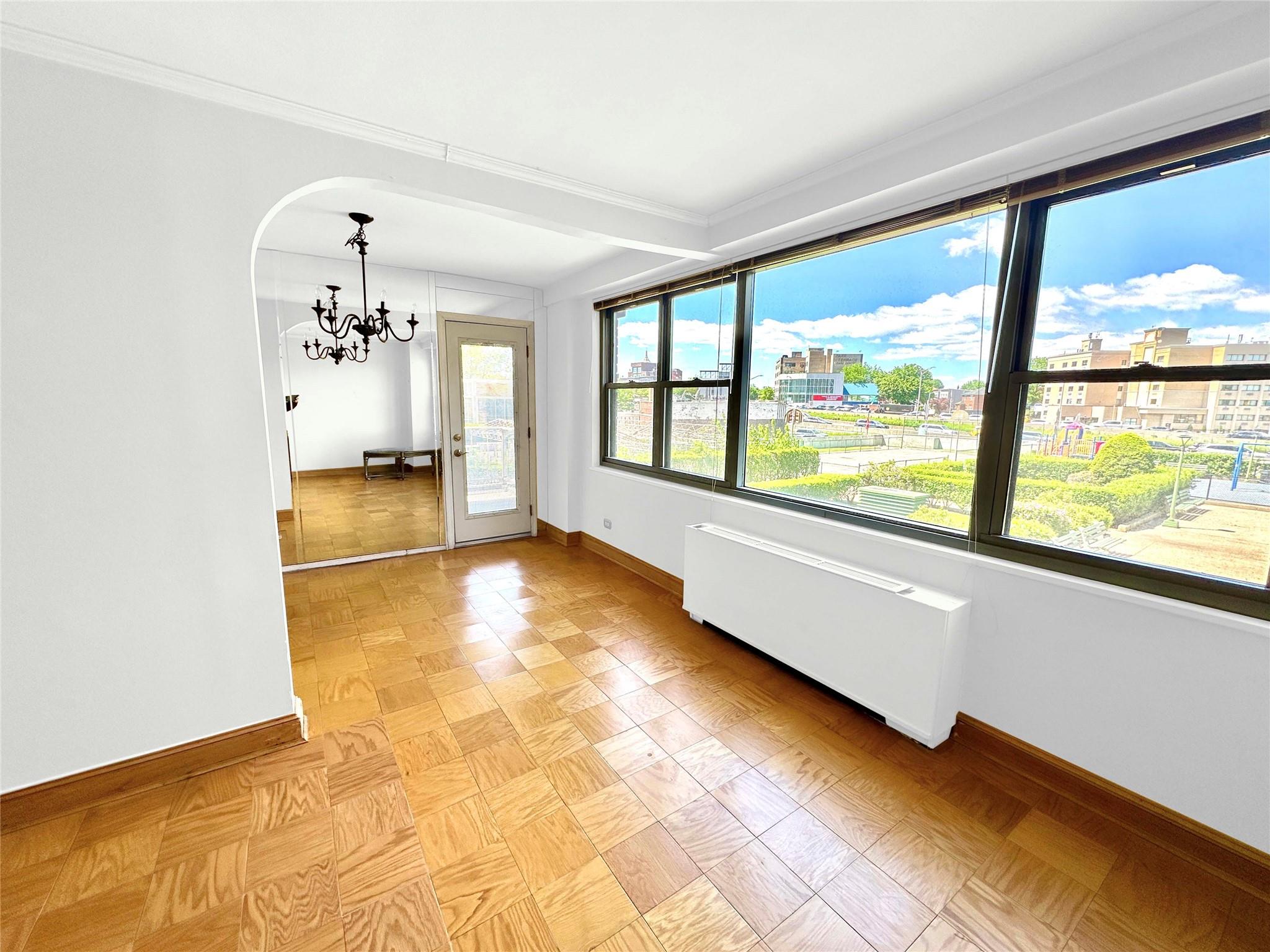 Property for Sale at Grand Central Parkway B204, Forest Hills, Queens, NY - Bedrooms: 3 
Bathrooms: 2 
Rooms: 6  - $525,000