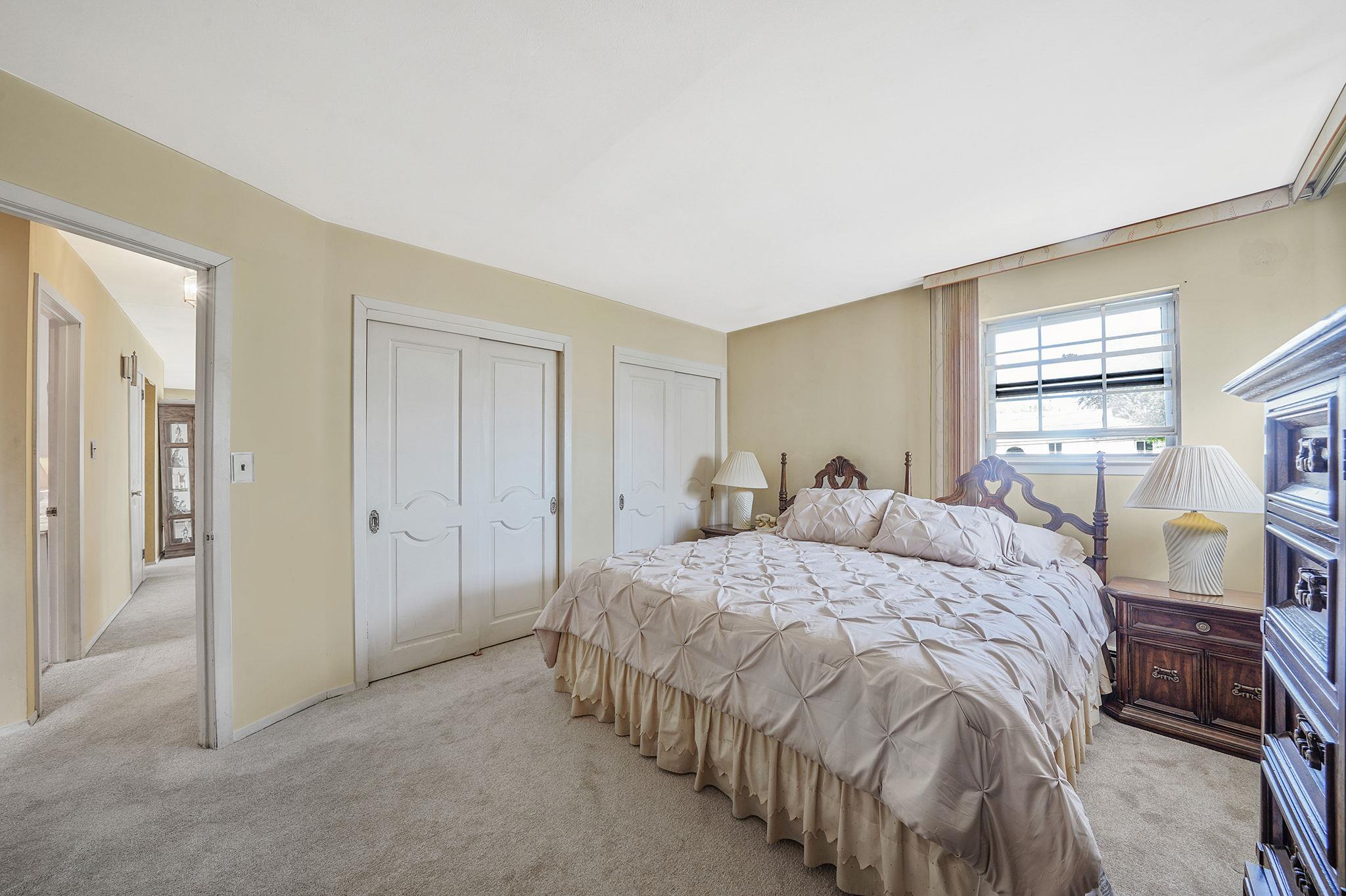 2740 Judith Drive, Bellmore, New York image 8