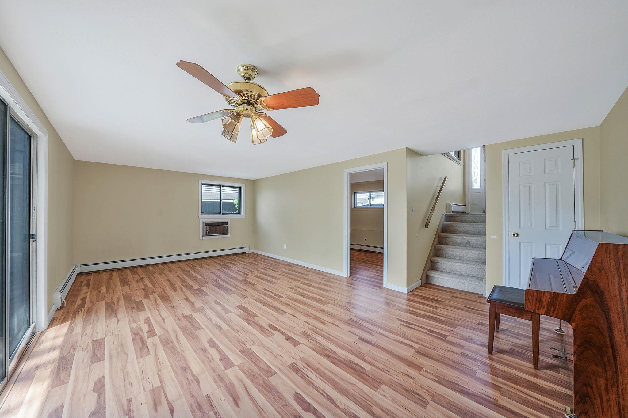 2740 Judith Drive, Bellmore, New York image 12