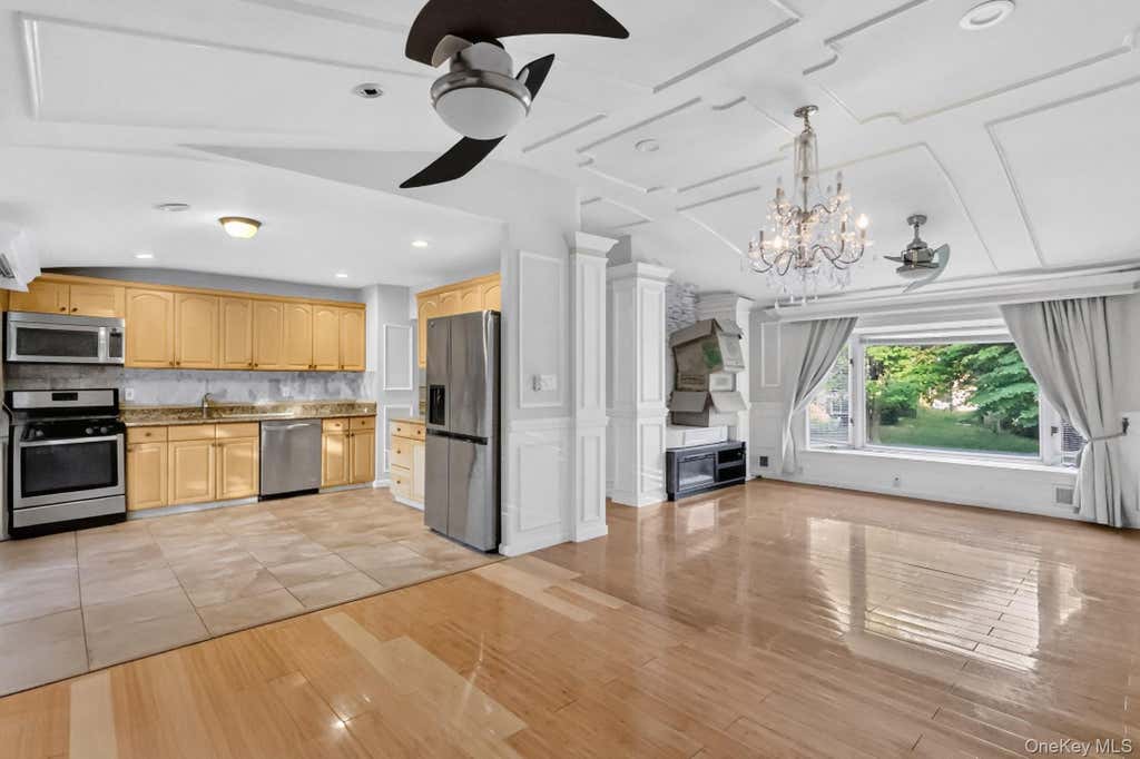 Photo of 14 Branch Lane Ln, East Setauket, NY 11733 (MLS # 1033815)