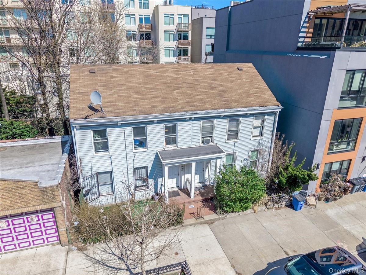 217-219 Devoe Street